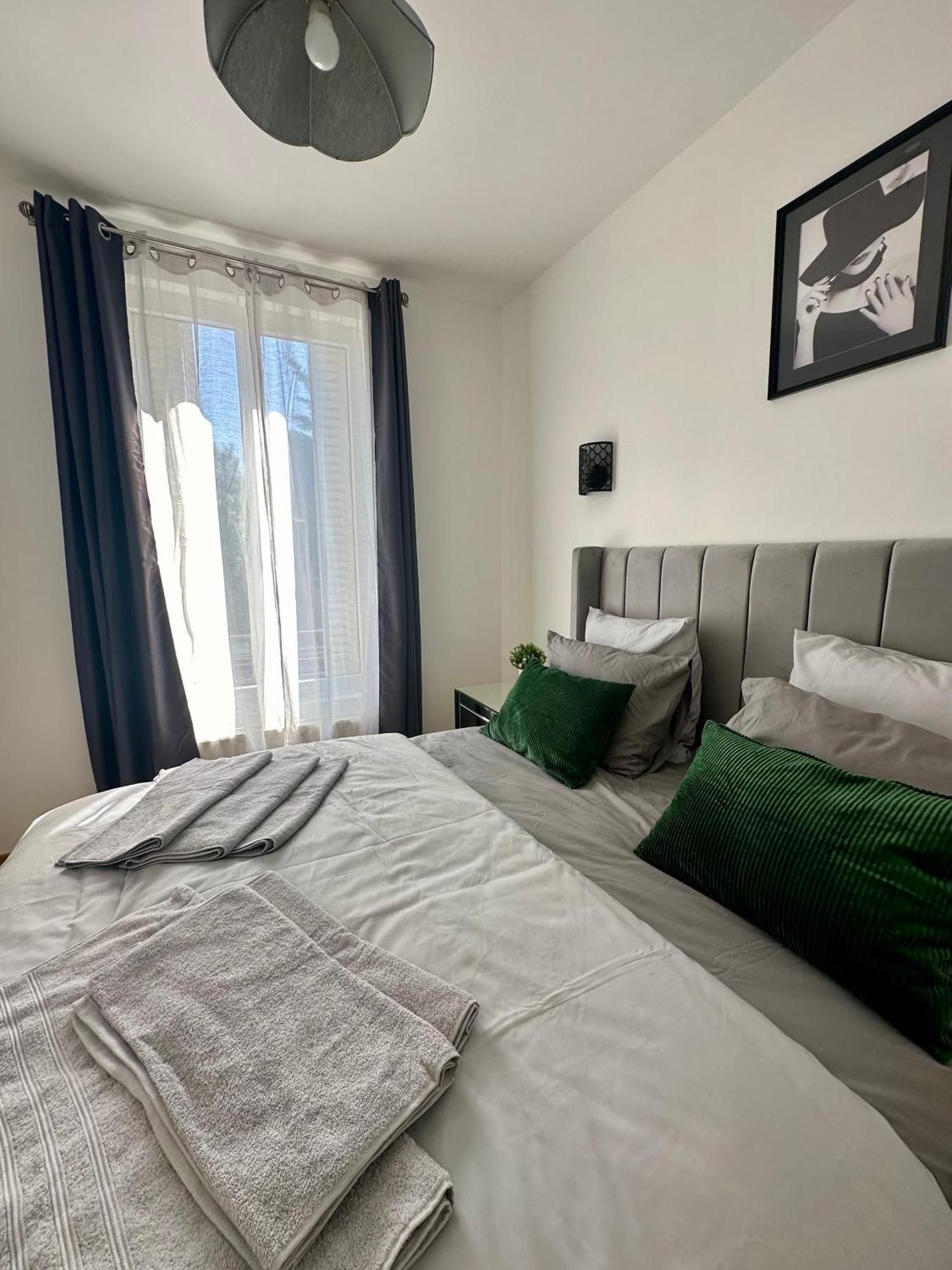 Appartement Moderne Entier Paris-Le Bourget Et Cdg Екстериор снимка